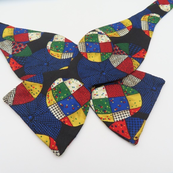 Neiman Marcus Bow Tie Blue Yellow Green Ball 2.5" Wide Self Tie Silk - Picture 1 of 3
